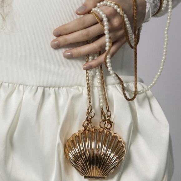 Anthropologie Handbags - Mini Bag Sea Shell Mini Clutch